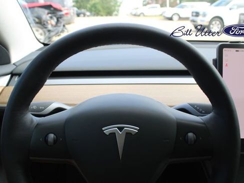 Used 2022 Tesla Model 3 Long Range AWD/4WD image 21
