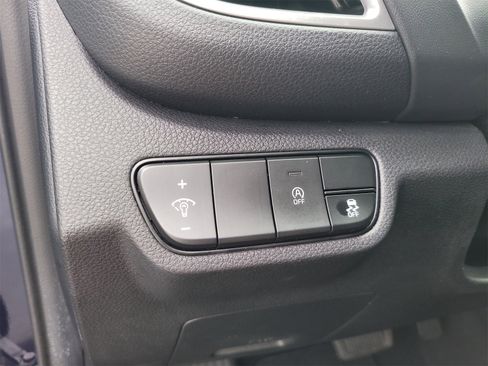 Used 2024 Kia Seltos EX image 32