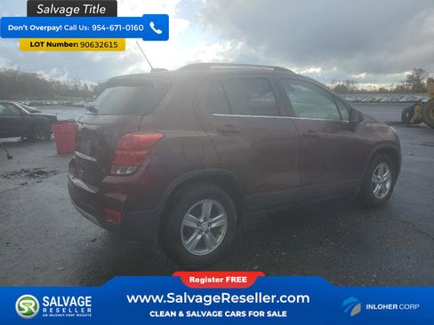 Used 2017 Chevrolet Trax LT FWD image 4