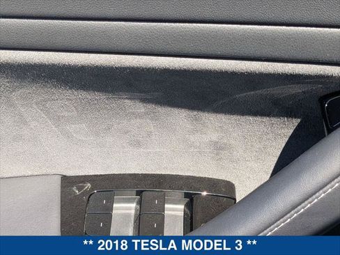 Used 2018 Tesla Model 3 Long Range RWD image 11