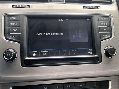 Used 2017 Volkswagen Golf SEL FWD image 36