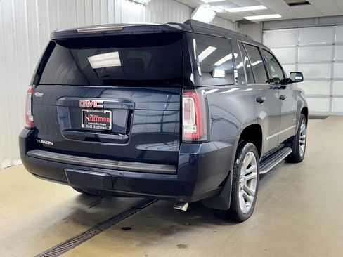 Used 2017 GMC Yukon SLT w/ Premium Edition image 5