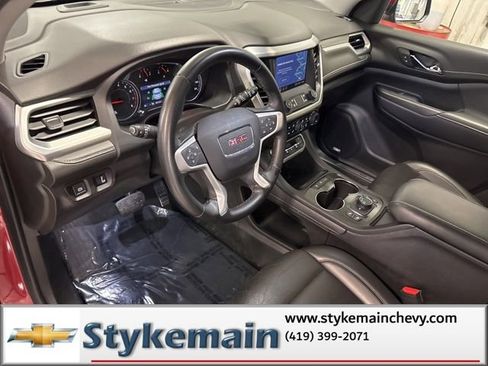 Used 2023 GMC Acadia SLT image 33