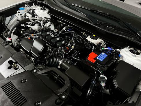 Used 2024 Honda CR-V EX-L image 11