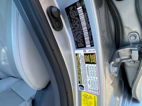 Certified 2024 Toyota Camry XLE FWD image 31
