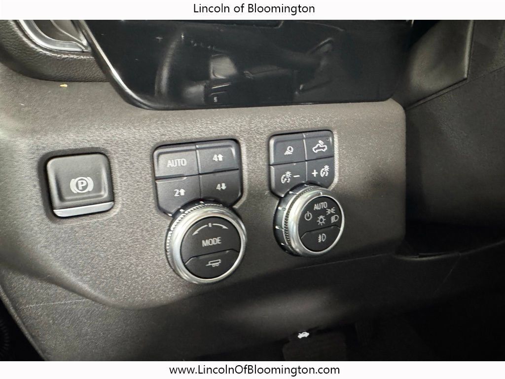 Used 2025 GMC Sierra 1500 SLT w/ SLT Premium Package AWD/4WD image 40