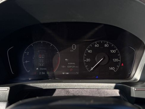 Certified 2023 Honda Pilot TrailSport image 19