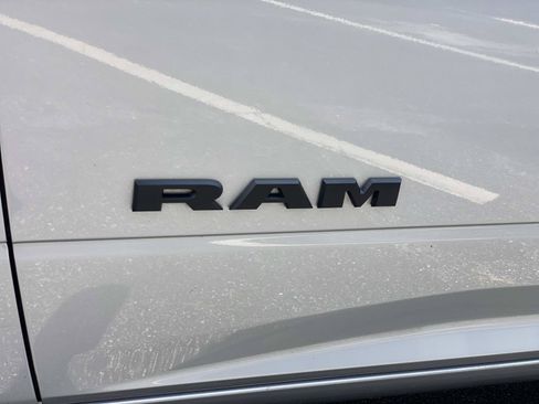 Used 2026 RAM 2500 Big Horn AWD/4WD image 15