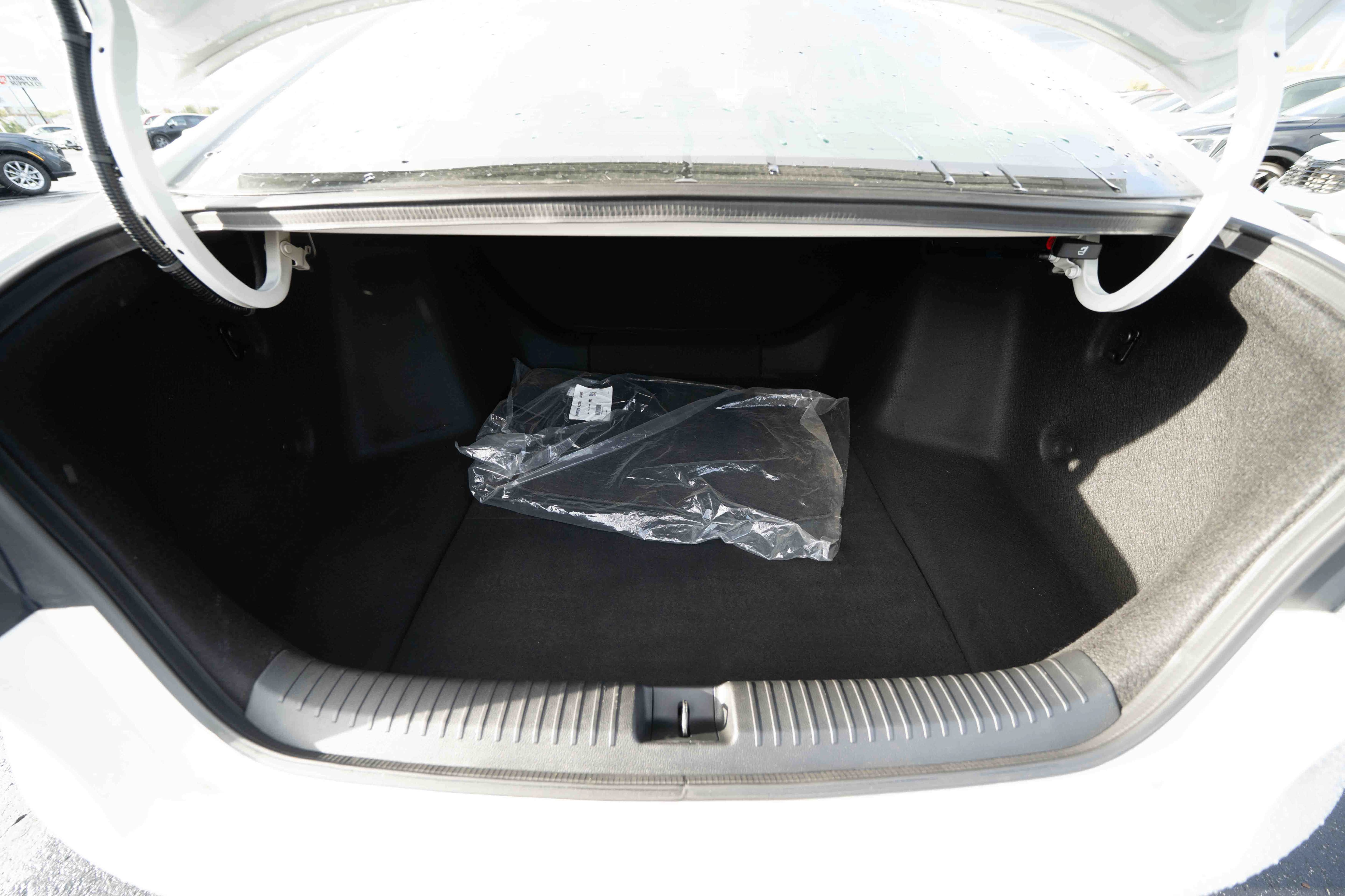 Certified 2025 Honda Accord LX image 27