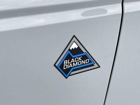 Used 2023 Ford Bronco Black Diamond image 21