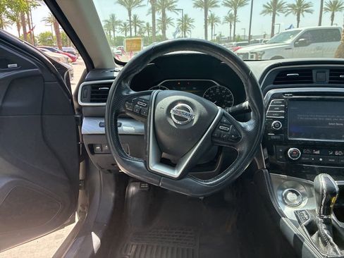 Used 2018 Nissan Maxima 3.5 SL image 11