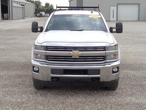 Used 2015 Chevrolet Silverado 2500 LT w/ LT Convenience Package image 4