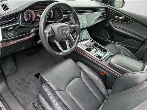 Used 2023 Audi Q8 Prestige w/ Prestige Package AWD/4WD image 13