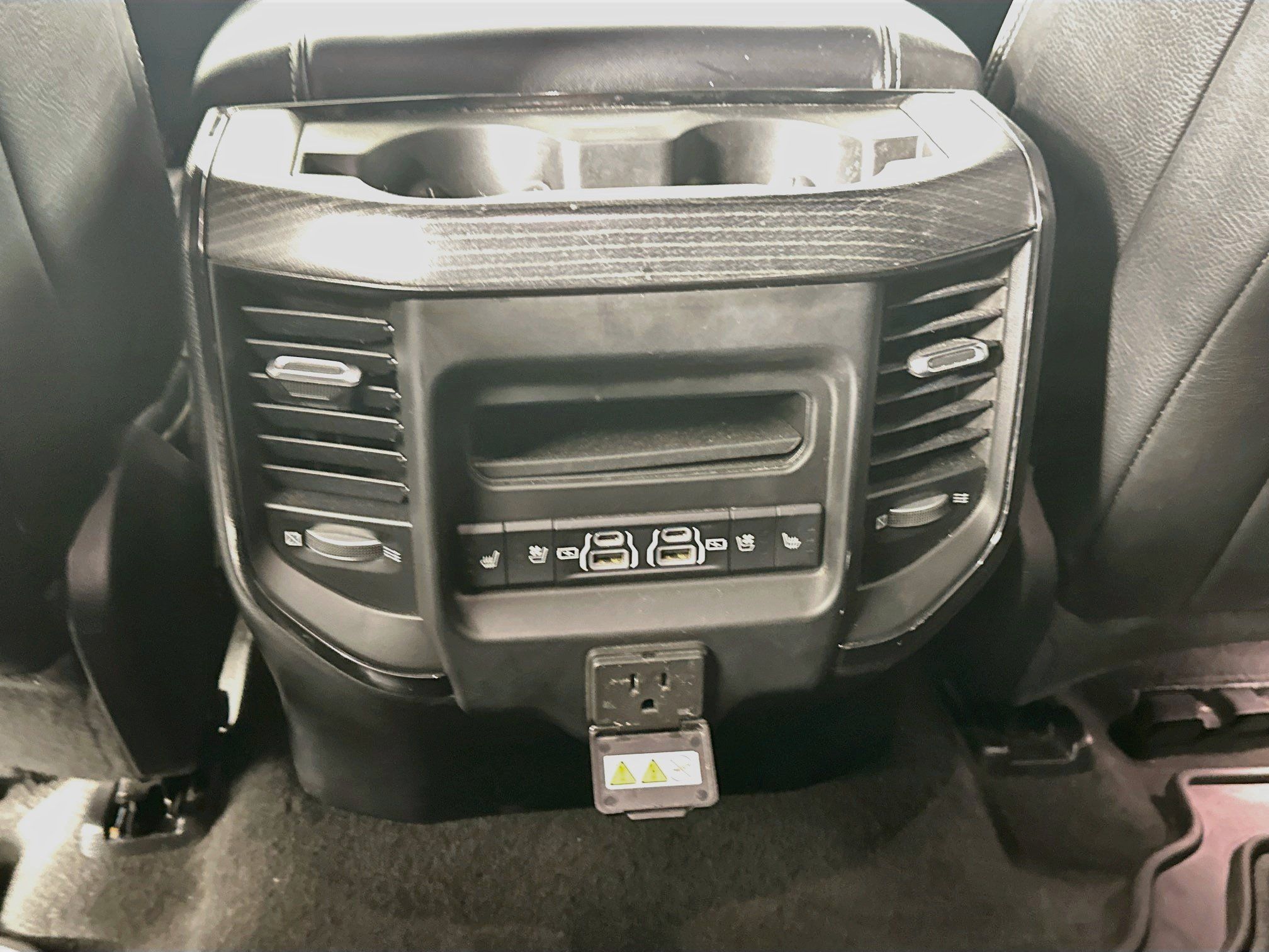 Used 2023 RAM 1500 Limited AWD/4WD image 28