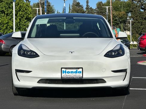 Used 2023 Tesla Model 3 Standard Range RWD image 4