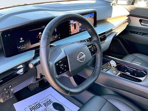 Certified 2025 Nissan Murano SL image 14