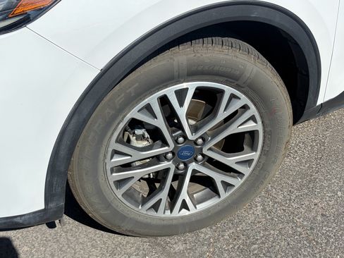Used 2020 Ford Escape SEL FWD image 6