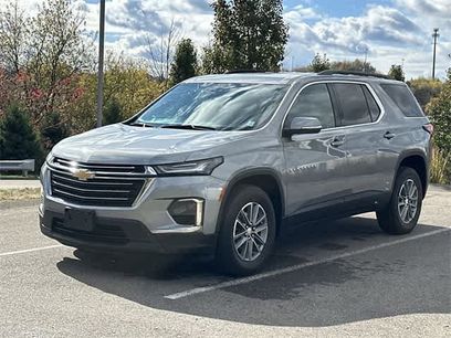 Used 2023 Chevrolet Traverse LT