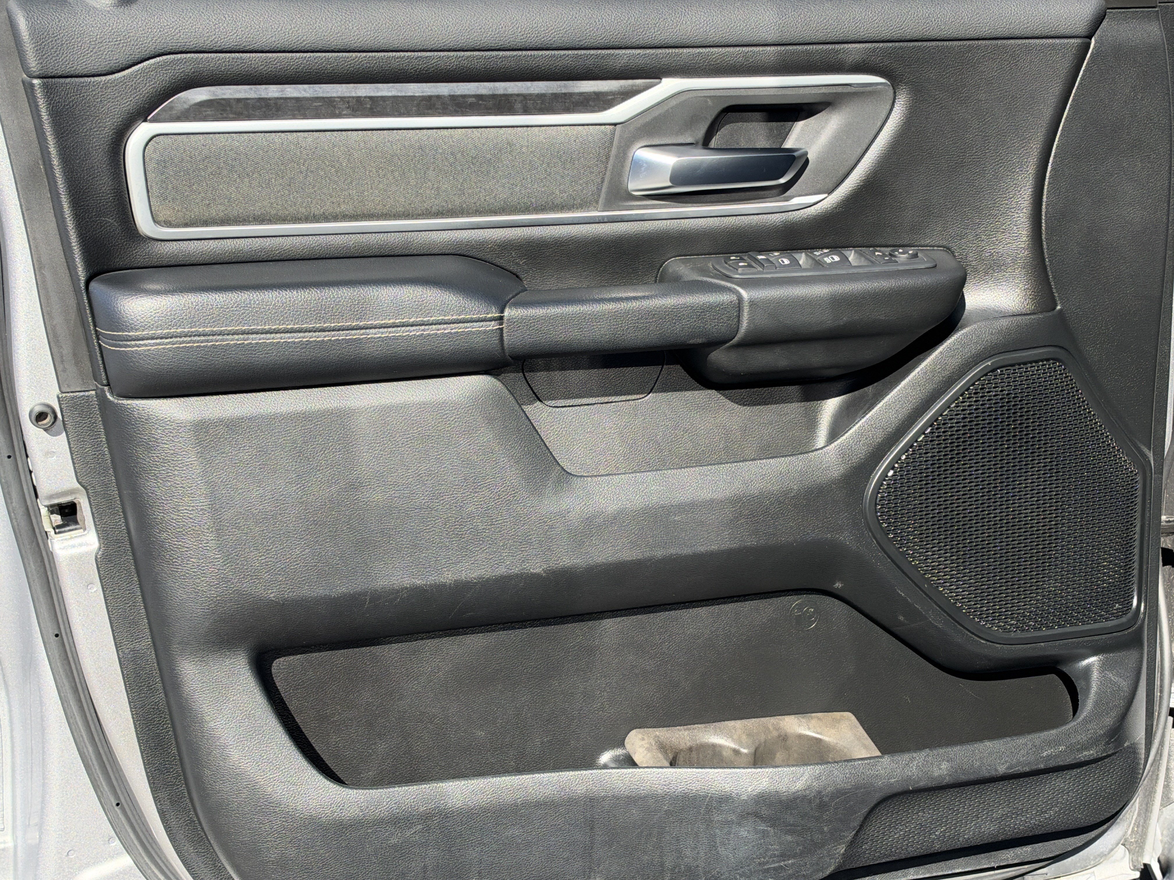 Used 2020 RAM 1500 Big Horn AWD/4WD image 12
