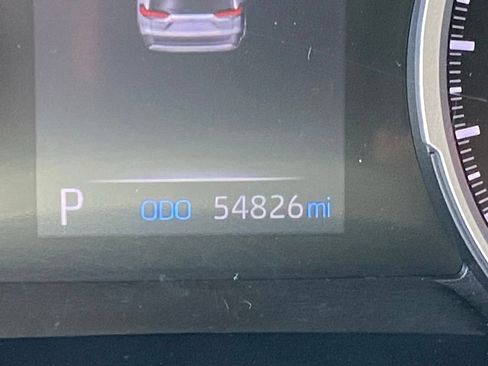Used 2020 Toyota RAV4 XLE FWD image 14