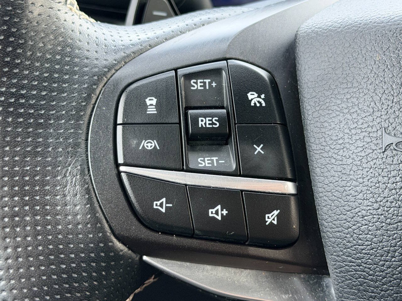 Used 2020 Ford Explorer ST AWD/4WD image 41