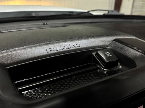 Used 2022 RAM 2500 Tradesman AWD/4WD image 32