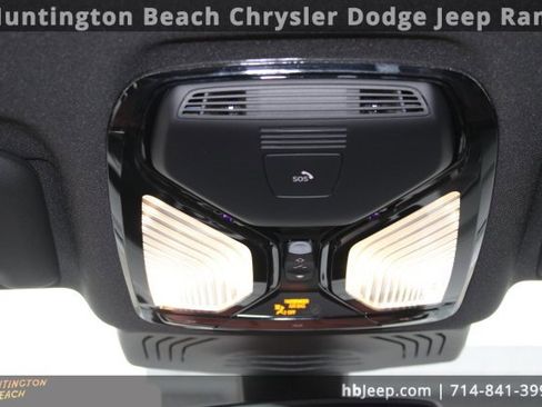 Used 2024 BMW X4 M40i w/ Premium Package image 21