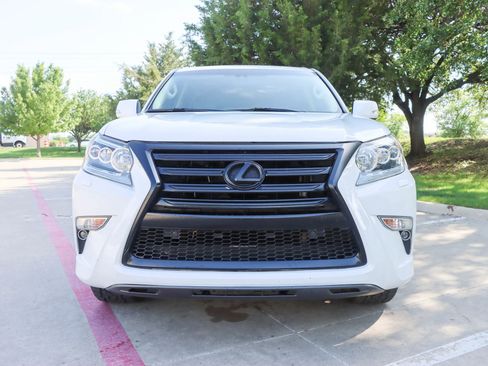 Used 2015 Lexus GX 460 Luxury AWD/4WD image 2