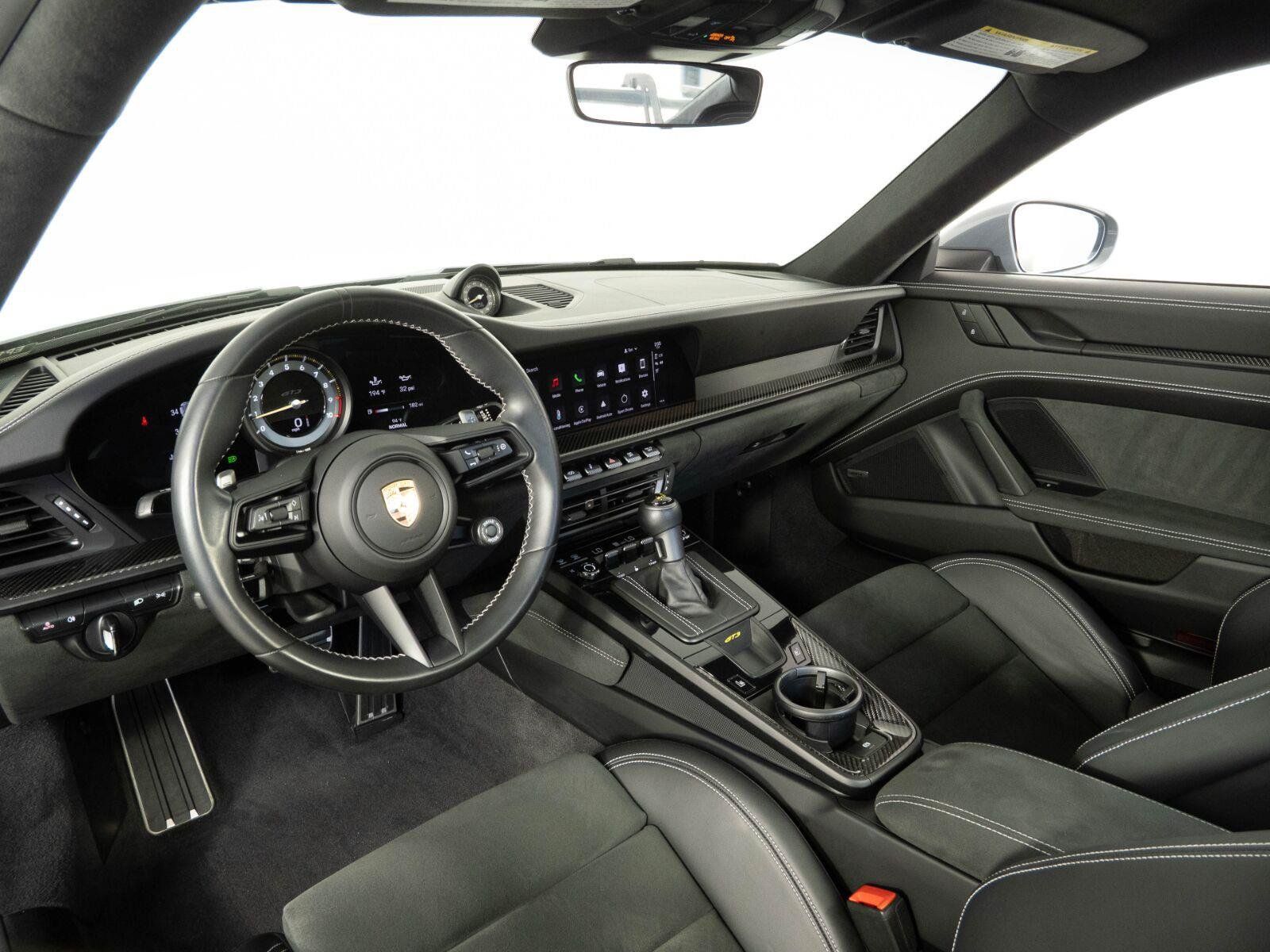 Used 2024 Porsche 911 GT3 RWD image 4