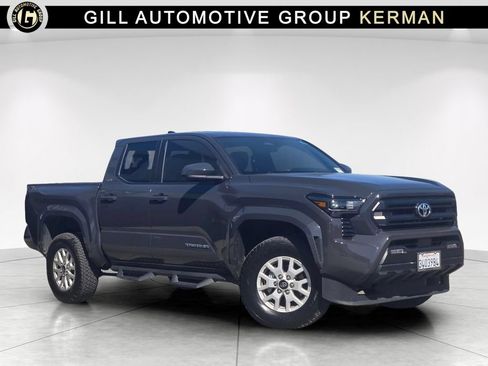 Used 2024 Toyota Tacoma SR5 AWD/4WD image 1