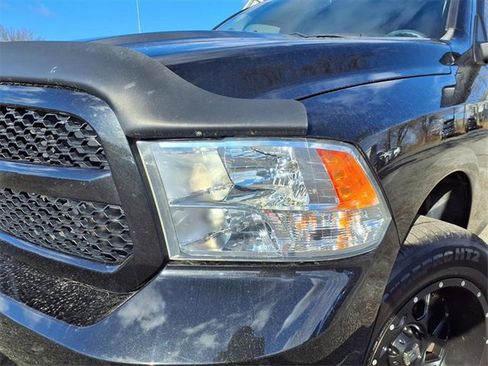 Used 2018 RAM 1500 Express w/ Express Value Package image 30