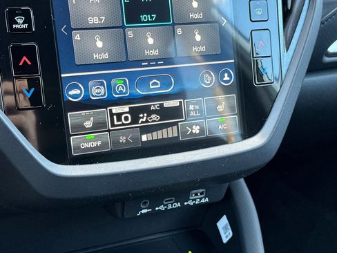 New 2026 Subaru Forester Premium AWD/4WD image 32