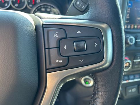 Used 2020 Chevrolet Silverado 1500 LT Trail Boss AWD/4WD image 16