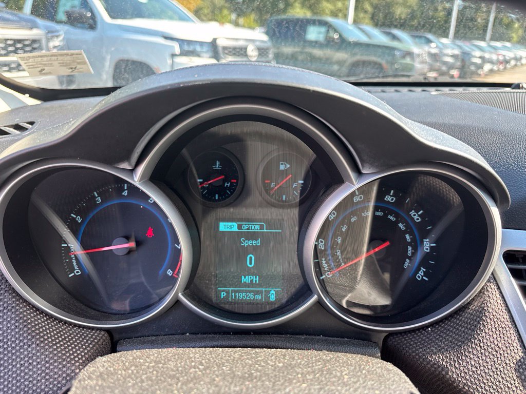 Used 2015 Chevrolet Cruze LT FWD image 12