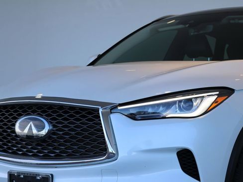 Certified 2023 INFINITI QX50 Luxe image 11