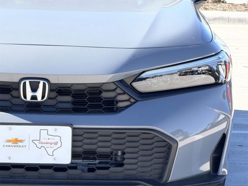 Used 2025 Honda Civic Sport image 9