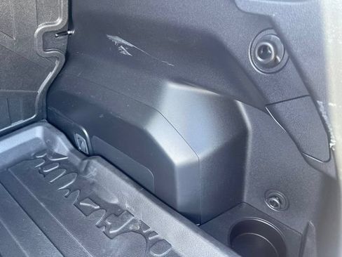 Used 2024 Subaru Crosstrek 2.0i Premium AWD/4WD image 13