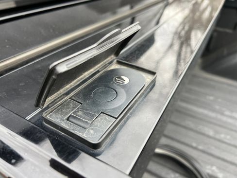 Used 2020 GMC Sierra 1500 SLT image 49