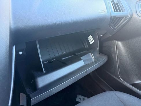 Used 2016 Ford Focus SE image 14