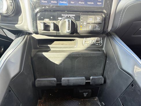 Used 2023 RAM 1500 Limited AWD/4WD image 19