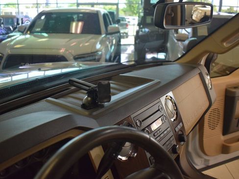 Used 2011 Ford F250 Lariat w/ Lariat Interior Pkg RWD image 52