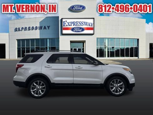 Used 2014 Ford Explorer XLT w/ Equipment Group 202A AWD/4WD image 4