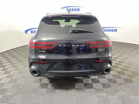Used 2022 Genesis GV70 2.5T w/ Sport Prestige Package AWD/4WD image 8