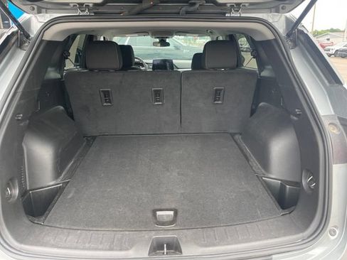 Used 2025 Chevrolet Blazer LT FWD image 27