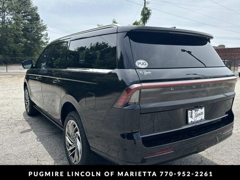New 2026 Lincoln Navigator L Reserve AWD/4WD image 5