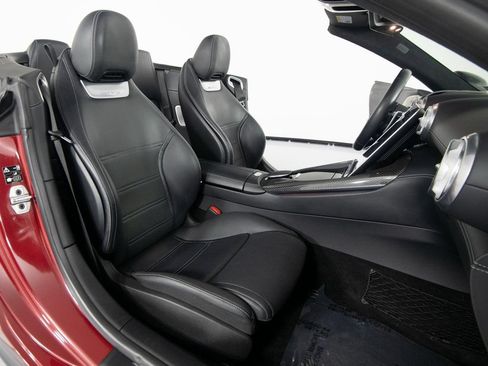 Used 2022 Mercedes-Benz SL 63 AMG 4MATIC image 35