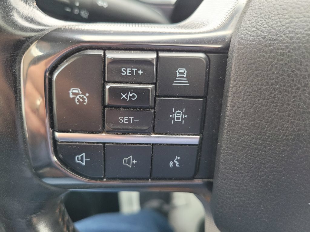 Used 2021 Ford F150 Platinum AWD/4WD image 34