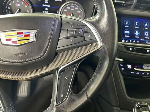 Used 2021 Cadillac XT5 Premium Luxury w/ Platinum Package AWD/4WD image 16