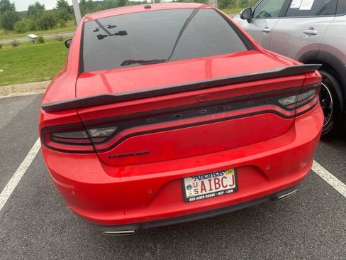 Used 2020 Dodge Charger SXT w/ Blacktop Package RWD image 6