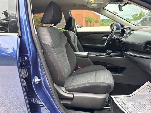 Used 2021 Nissan Rogue SV FWD image 25